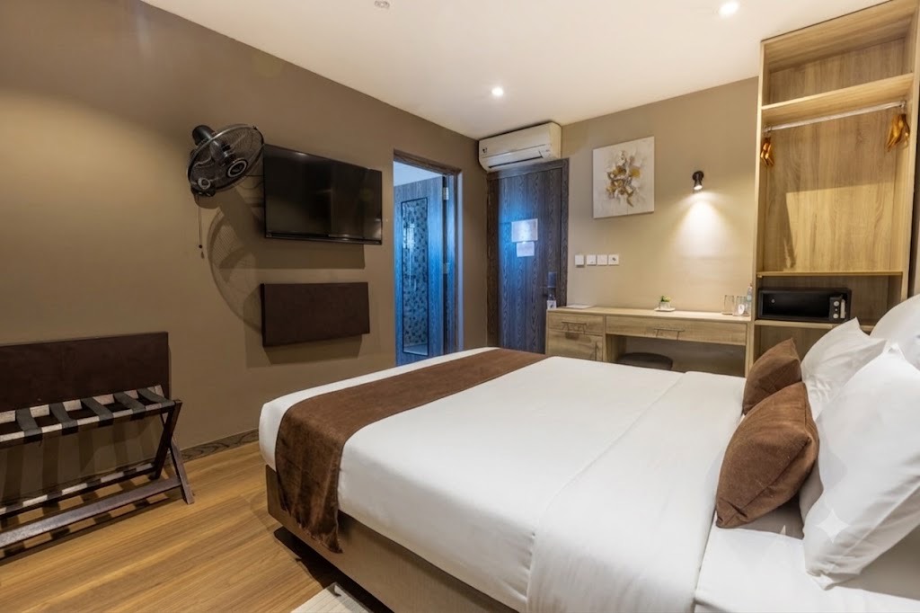 Chambre CONFORT+ — télévision Canal+ et climatisation